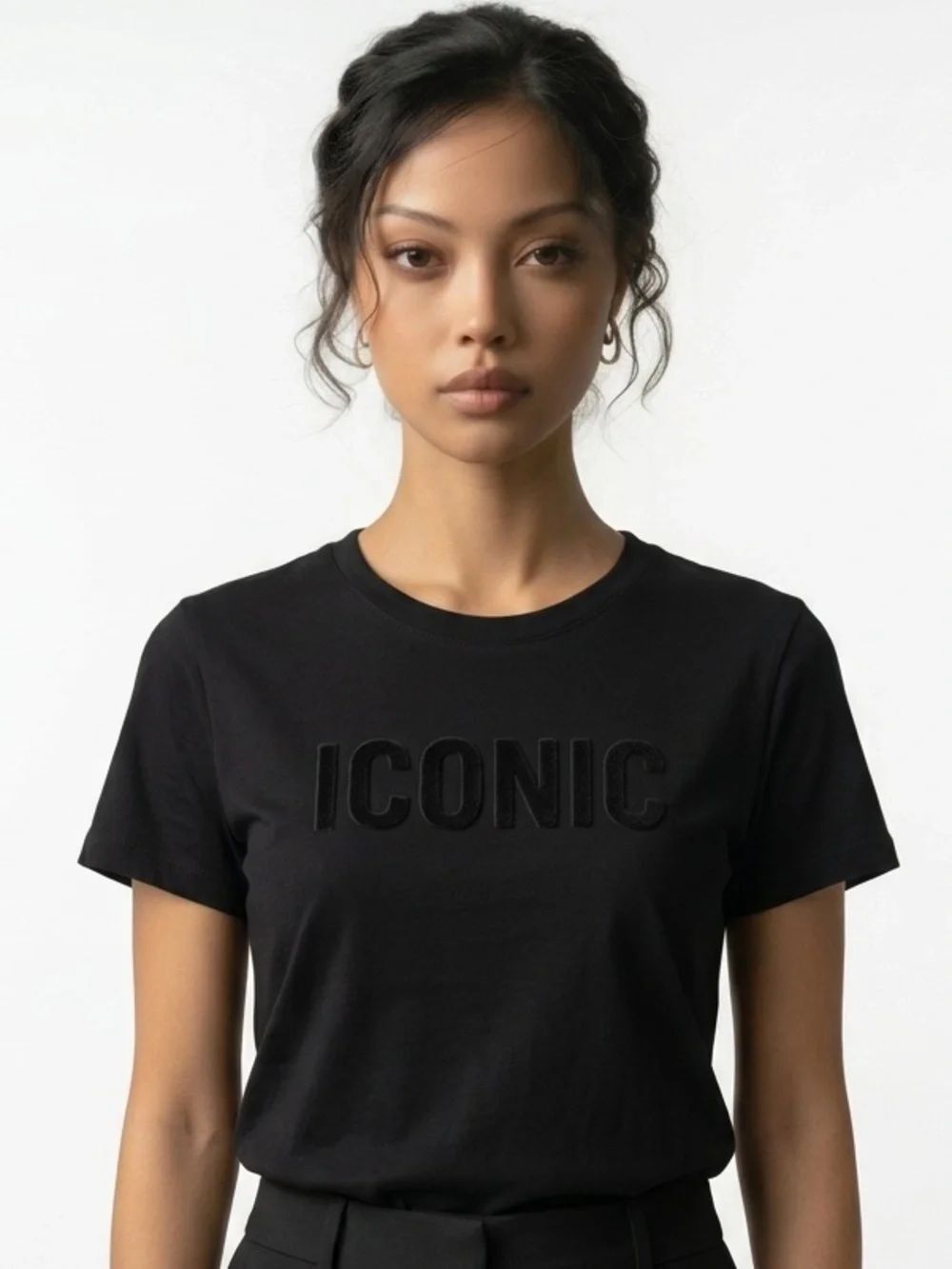 EXPRESS | ICONIC Short Sleeve Crewneck Black Tee Women’s Size Small